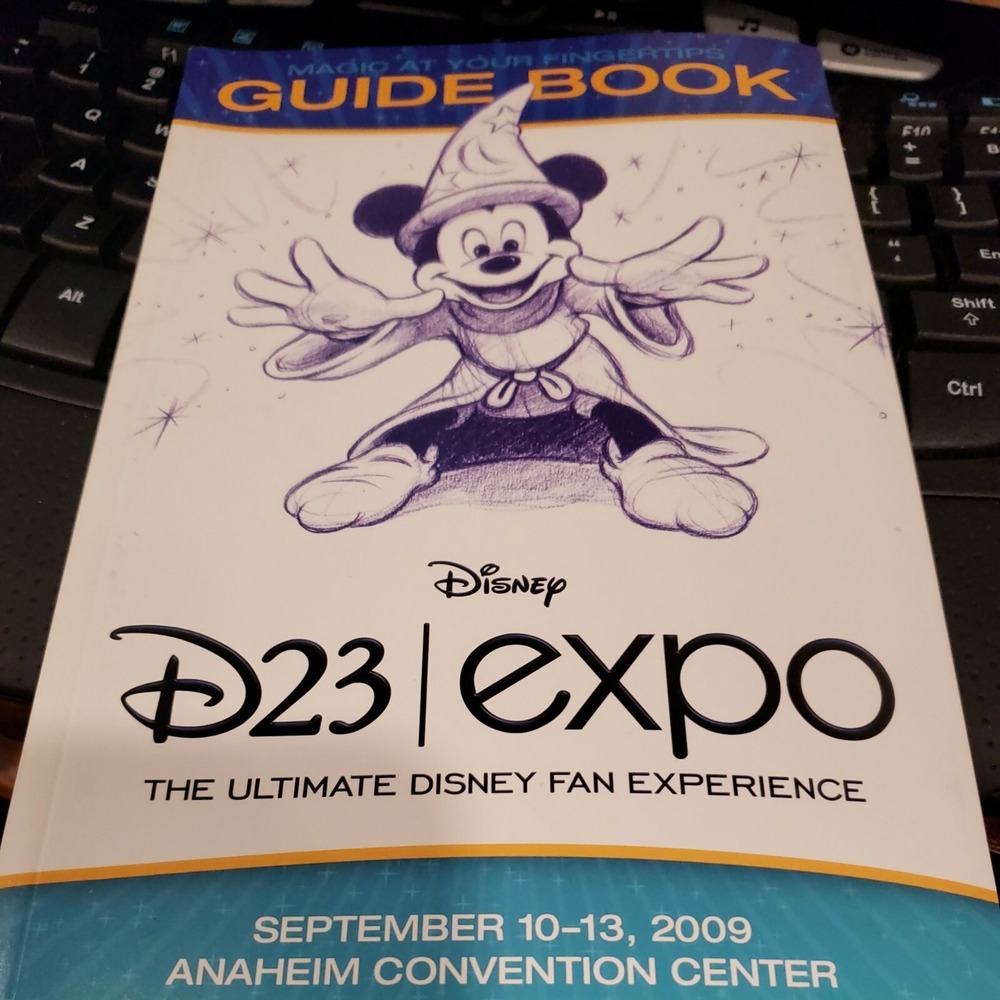 Disney D23 Expo 2009 First Event Guide Book Fantasia Sorcerer Mickey Anaheim